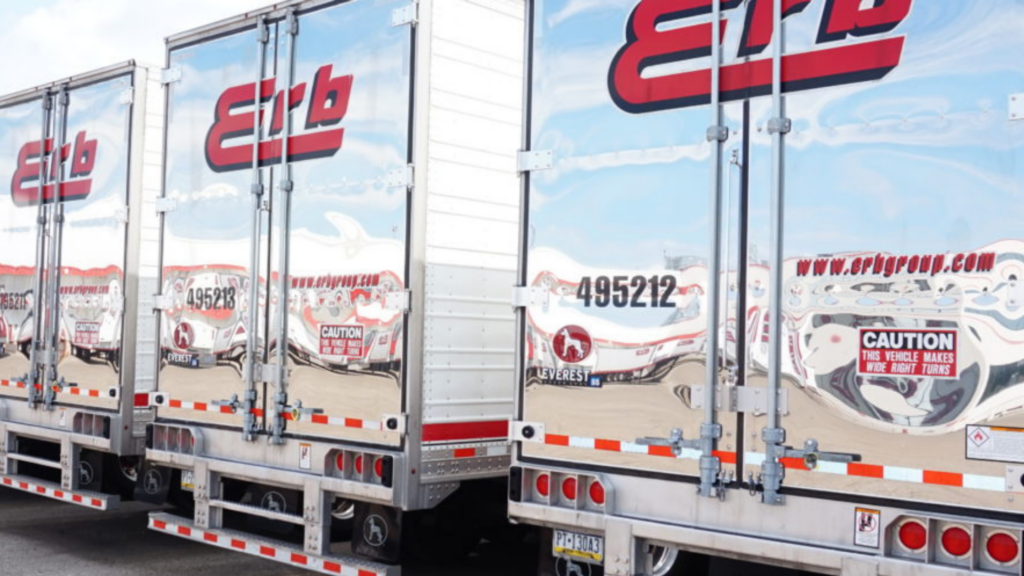 8 Great Reasons to Consider a Career as a Truck Driver 